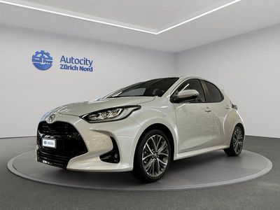Weiss Neu 2025 Toyota Yaris Hybrid Premium Limousine | CHF 31’990 (Fairer Preis)