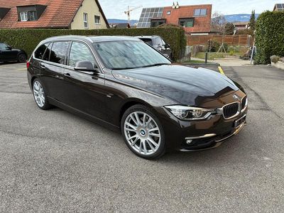 Gebraucht BMW 330 Luxury Line 258 PS (189 kW) 2016 Kombi