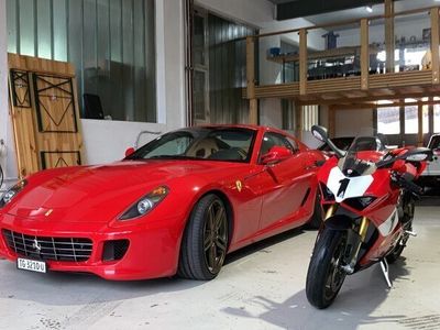 Ferrari 599