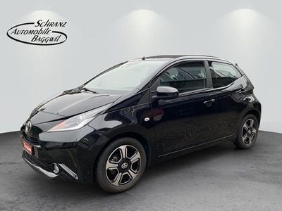 Schwarz Gebraucht 2017 Toyota Aygo X-play Kleinwagen | CHF 9’800 (Etwas zu teuer)