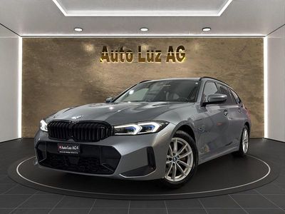 Gebraucht 2022 BMW 330e M Sport Kombi | CHF 27’990 (Fairer Preis)