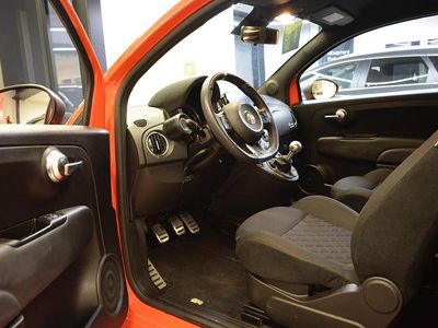 Orange Gebraucht 2023 Fiat 500L Abarth Van / Kleinbus | CHF 24’900