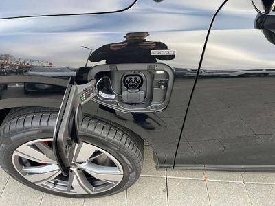 Neu Audi Q3 Sportback Ambiente 272 PS (200 kW) 2026 Schwarz SUV