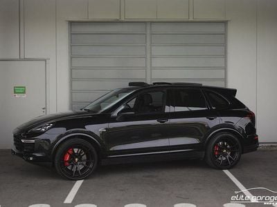 Gebraucht Porsche Cayenne Turbo 520 PS (382 kW) 2015 SUV