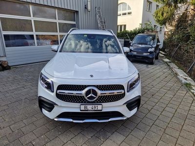 Mercedes GLB250