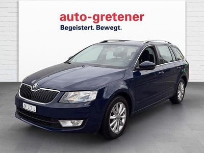 Blau Gebraucht 2015 Skoda Octavia Ambition Kombi | CHF 6’900 (Superpreis)