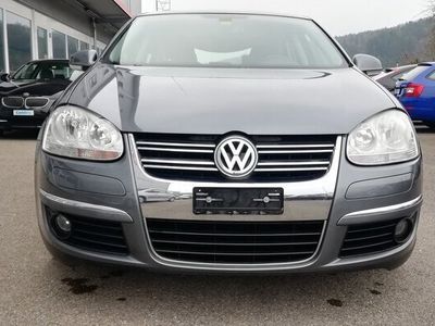 gebraucht VW Jetta 2.0 TDI Sportline