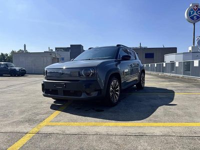 Grau Gebraucht 2025 Renault 4 E-Tech Iconic SUV | CHF 36’950 (Etwas zu teuer)