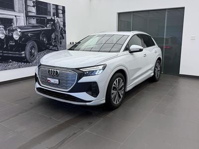 Gebraucht Audi Q4 e-tron Advanced 194 kW (265 PS) 2022 Weiss SUV