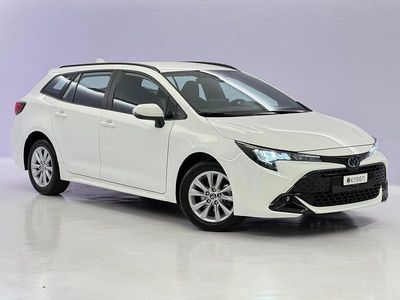 Weiss Gebraucht 2025 Toyota Corolla Comfort Kombi | CHF 32’900 (Teuer)