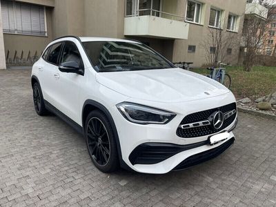 Mercedes GLA200