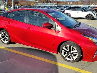 Gebraucht 2016 Toyota Prius Premium | CHF 15’000 (Fairer Preis)