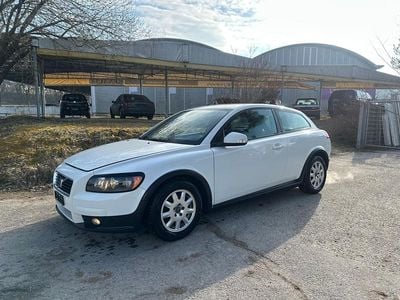Gebraucht 2009 Volvo C30 Momentum Kleinwagen | CHF 2’999 (Teuer)