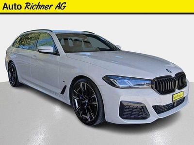 Weiss Gebraucht 2023 BMW 530 Shadowline Kombi | CHF 49’900 (Teuer)