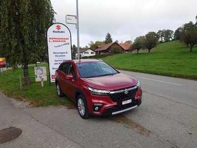 Rot Neu 2025 Suzuki SX4 S-Cross SUV | CHF 35’280 (Guter Preis)