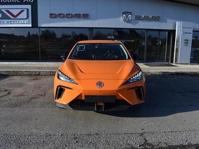 Neu MG MG4 EV Luxury 150 kW (204 PS) 2026 Orange Kleinwagen