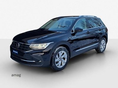 Gebraucht VW Tiguan Life 190 PS (139 kW) 2022 Deepblack perleffekt SUV