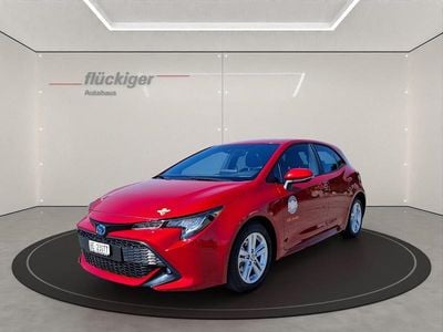 Rot Gebraucht 2023 Toyota Corolla Comfort Limousine | CHF 27’800 (Etwas zu teuer)
