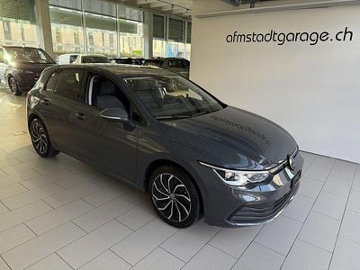 Gebraucht 2021 VW Golf VIII Life Limousine | CHF 25’900 (Fairer Preis)