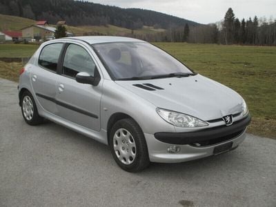 Gebraucht 2004 Peugeot 206 Premium | CHF 900 (Fairer Preis)