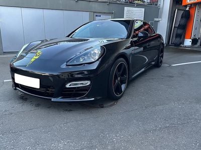 Porsche Panamera GTS