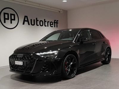 Schwarz Neu 2025 Audi RS3 Ambiente Limousine | CHF 85’900