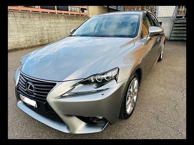 Gebraucht 2015 Lexus IS300h | CHF 19’500