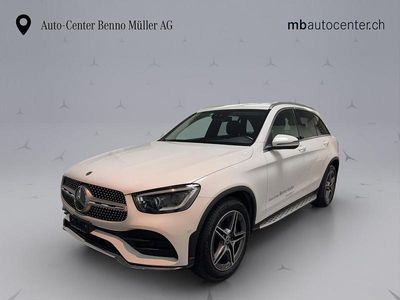 Weiss Gebraucht 2021 Mercedes GLC200 AMG line SUV | CHF 39’900 (Guter Preis)