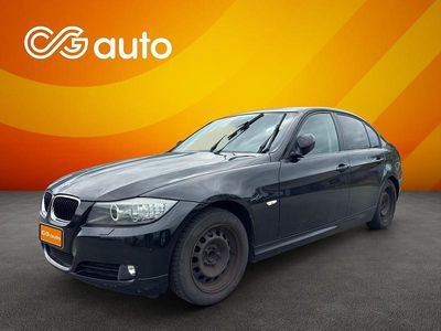 Schwarz Gebraucht 2010 BMW 320 Limousine | CHF 2’000