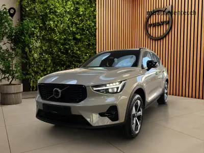 Neu (2026) Volvo XC40 Plus 163 PS | Etwas zu teuer