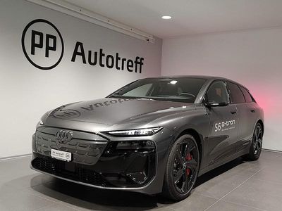 Grau Gebraucht 2025 Audi e-tron Premium SUV | CHF 93’800