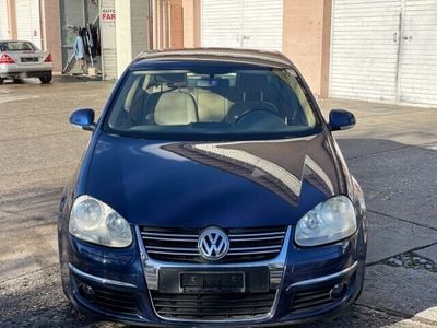 gebraucht VW Jetta 2.0 FSI Comfortline
