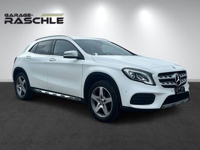 Mercedes GLA220