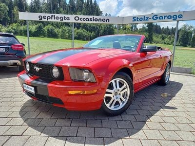 Rot Gebraucht 2006 Ford Mustang Premium Cabrio | CHF 17’800