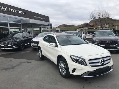 Gebraucht Mercedes GLA220 Urban 170 PS (125 kW) 2014 Weiss SUV