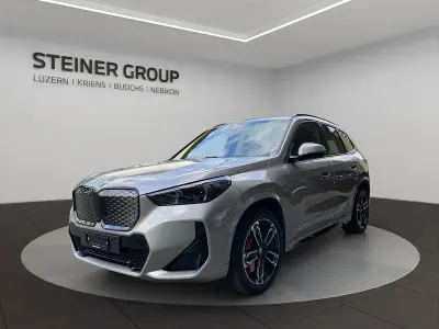 Neu (2026) BMW iX1 M Sport 306 PS | Fairer Preis