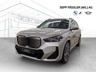 Neu 2025 BMW iX1 Sport Line SUV | CHF 73’500 (Fairer Preis)