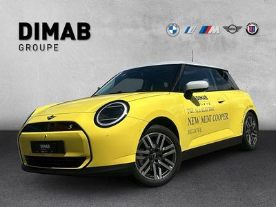 Gelb Gebraucht 2024 Mini Cooper SE Kleinwagen | CHF 43’900