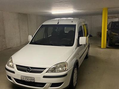 Gebraucht Opel Combo Enjoy 94 PS (69 kW) 2009 Van / Kleinbus