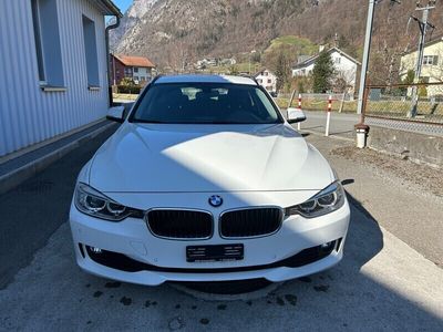 Gebraucht 2015 BMW 320 Kombi | CHF 10’900 (Teuer)
