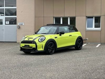Gebraucht 2023 Mini Cooper S Kleinwagen | CHF 29’850 (Etwas zu teuer)