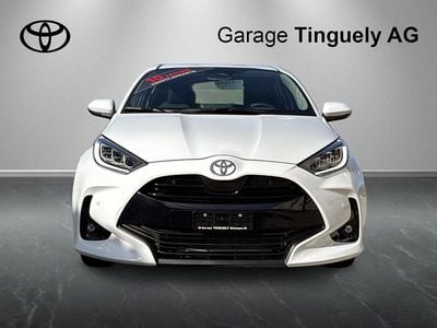 Weiss Neu 2025 Toyota Yaris Hybrid Trend Limousine | CHF 27’590 (Fairer Preis)