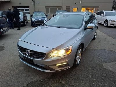 Gebraucht 2013 Volvo V60 R-Design Kombi | CHF 8’900