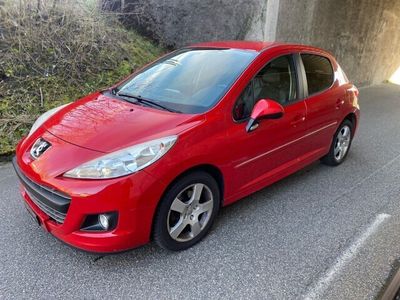 gebraucht Peugeot 207 1.6 16V Allure Automatic