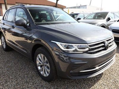 gebraucht VW Tiguan LIFE TSI 150 DSG IQ.Light EasyO SHZ ErgoA