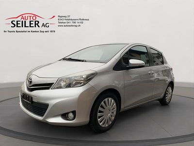 Grau Gebraucht 2012 Toyota Yaris Style Kleinwagen | CHF 9’990 (Fairer Preis)