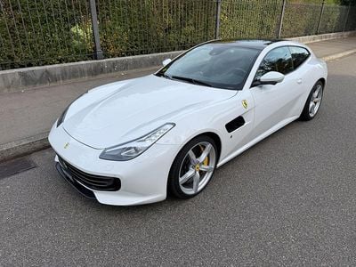 Weiss Gebraucht 2020 Ferrari GTC4Lusso Kombi | CHF 209’000 (Teuer)
