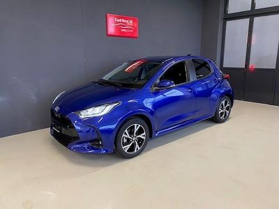 Blau Gebraucht 2025 Toyota Yaris Hybrid Trend Limousine | CHF 26’900 (Etwas zu teuer)