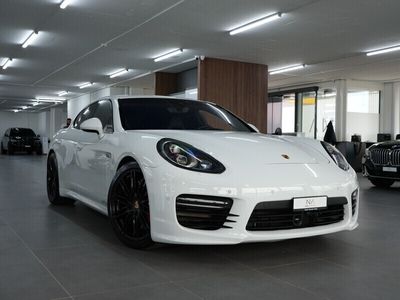 Porsche Panamera GTS