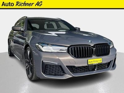 Gebraucht BMW 530 Shadowline 296 PS (217 kW) 2023 Grau Kombi